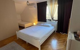 Guesthouse 12A